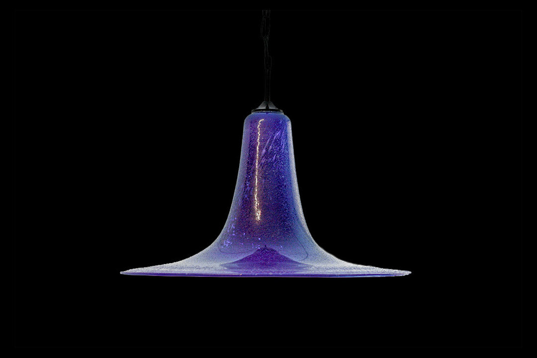 Vintage paarse heksenhoed lamp