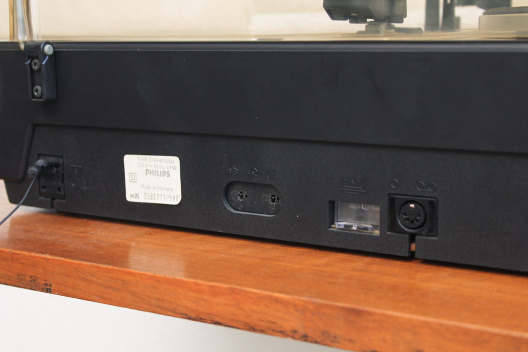 Philips 870 vintage radio + platenspeler + speakers