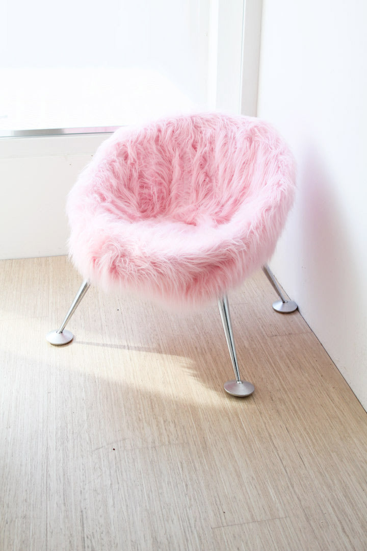 roze furry stoel