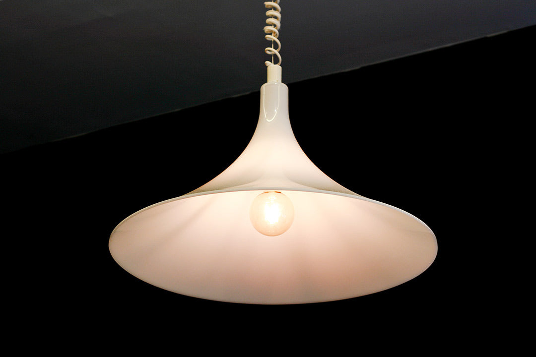 Vintage Harco Loor Dutch Design lamp heksenhoed