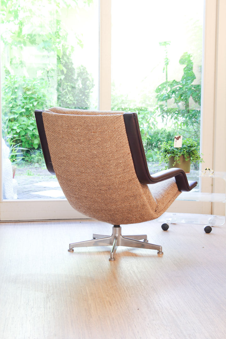 Vintage Artifort F140 fauteuil