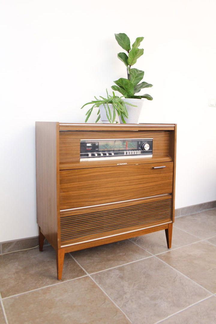 Vintage radiomeubel