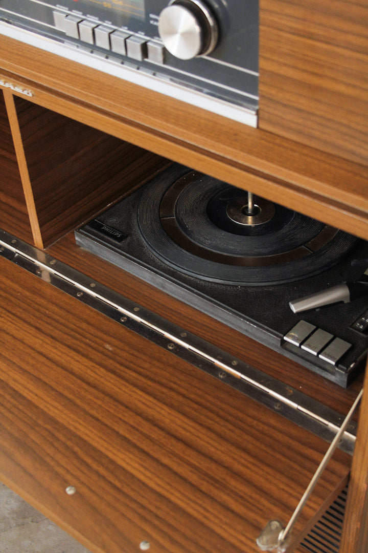Vintage radiomeubel
