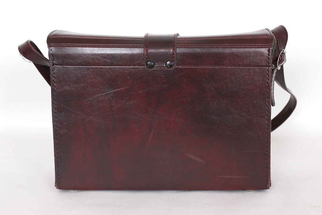 Roodbruine Omnica vintage cameratas