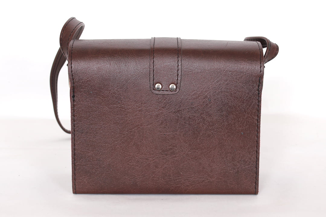 Bruine kleine seventies cameratas