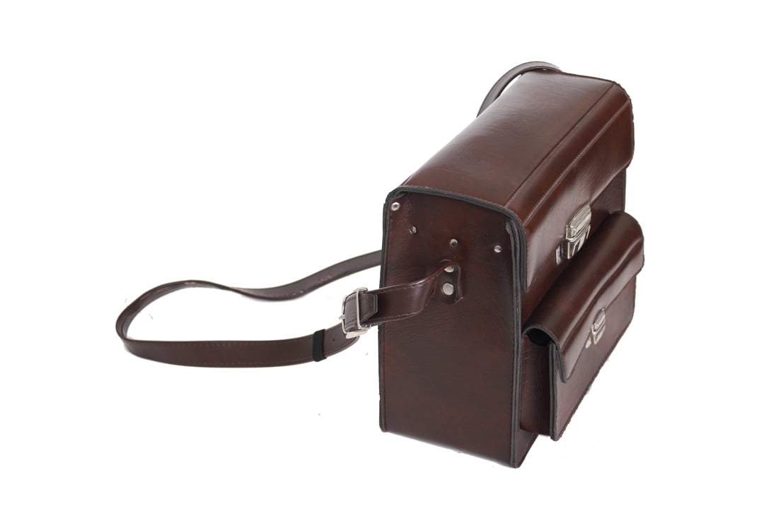 Bruine vintage cameratas met voorvakje