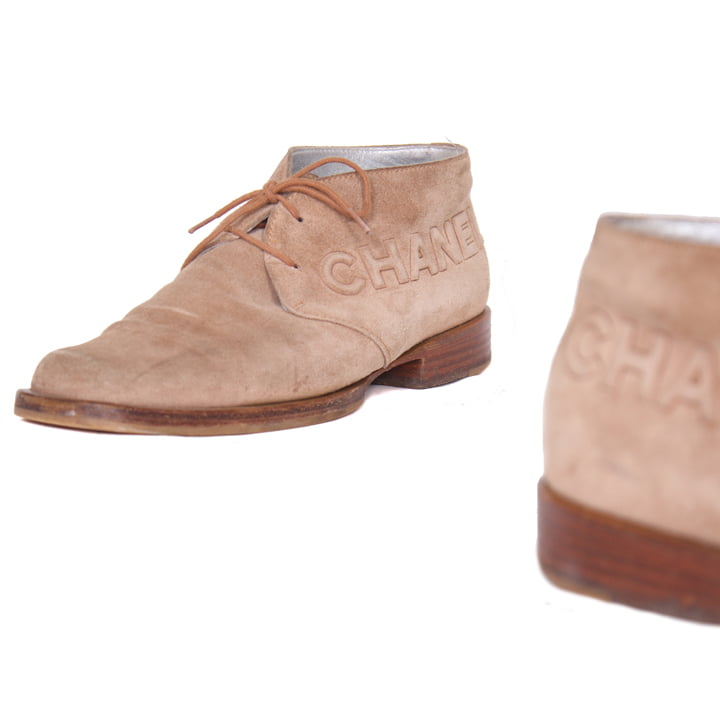 Beige suède vintage Chanel schoenen