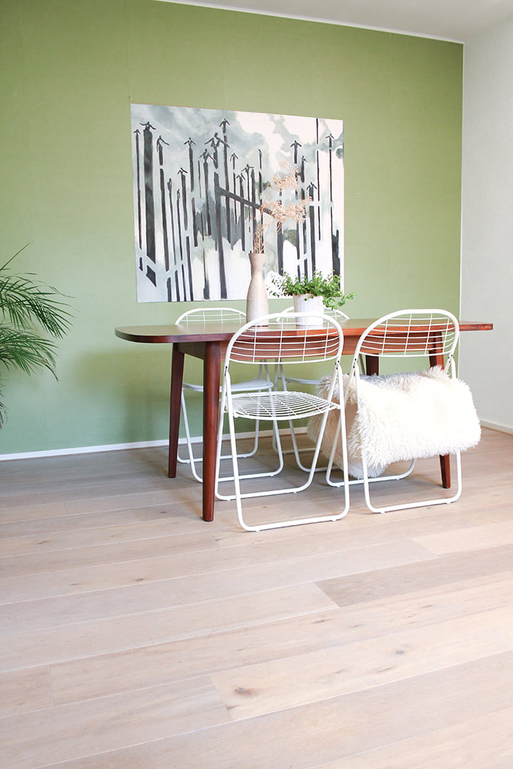 Vintage eettafel 122x90 / 161x90