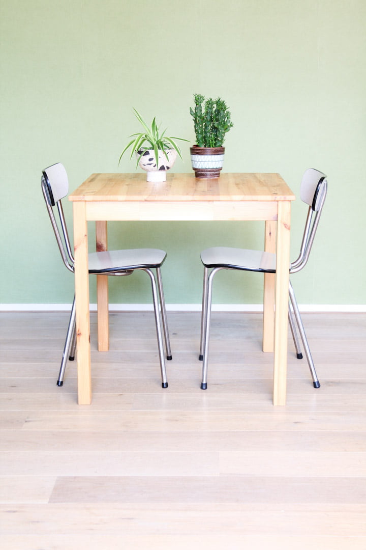 Vintage witte formica stoelen