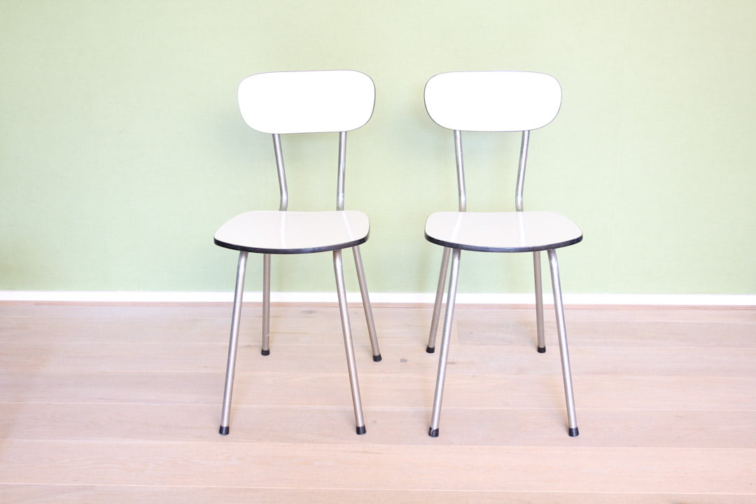 Vintage witte formica stoelen