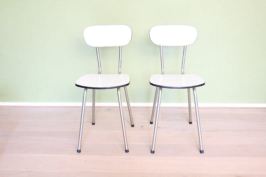 Vintage witte formica stoelen