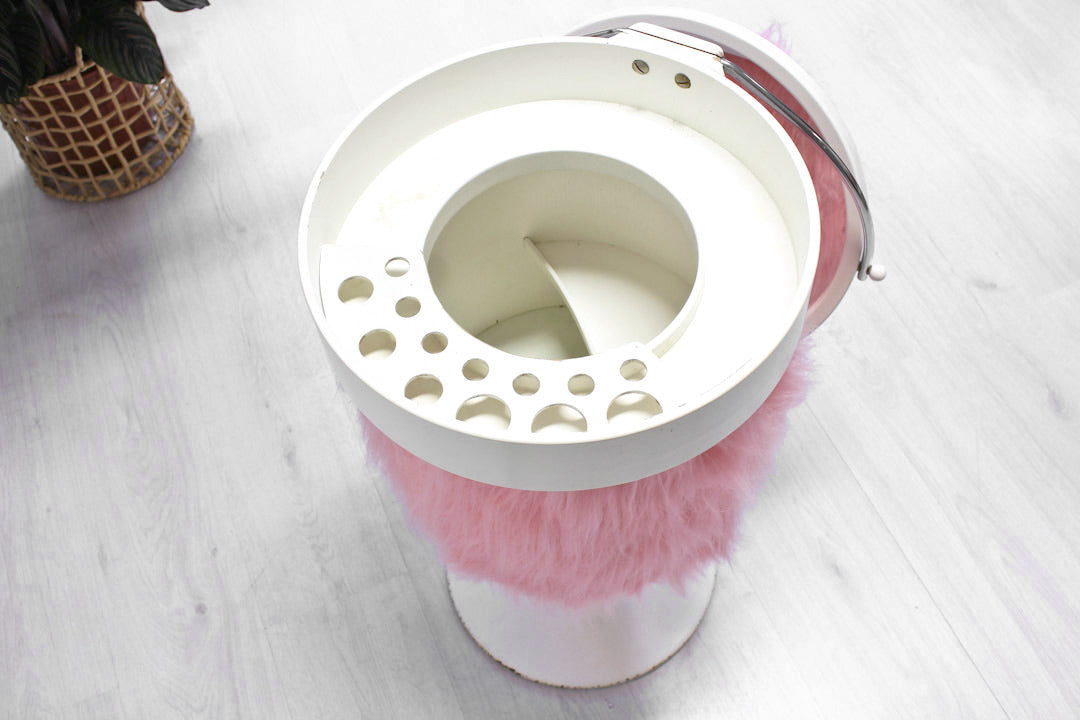 Vintage make-up tafel jaren 70 furry fluffy roze