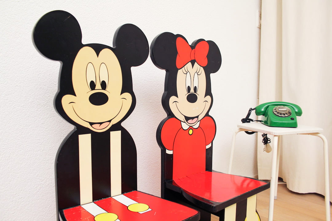 90s Mickey en Minnie Mouse stoelen