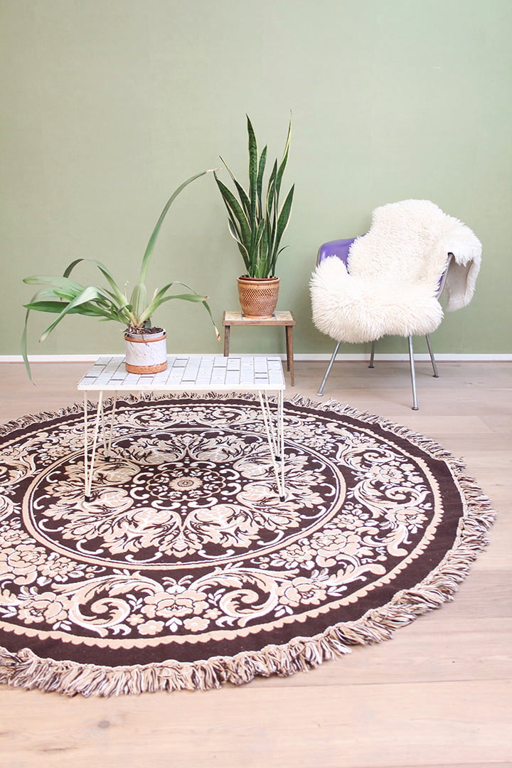Vintage rond kleed donkerbruin beige 180 cm