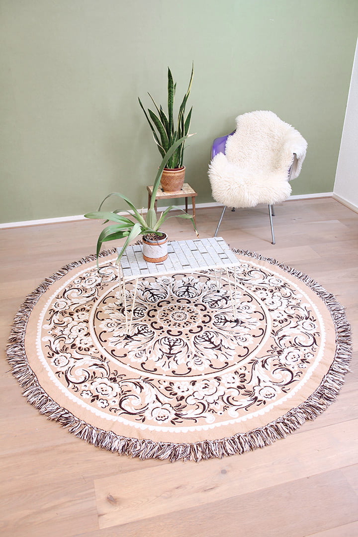 Vintage rond kleed donkerbruin beige 180 cm