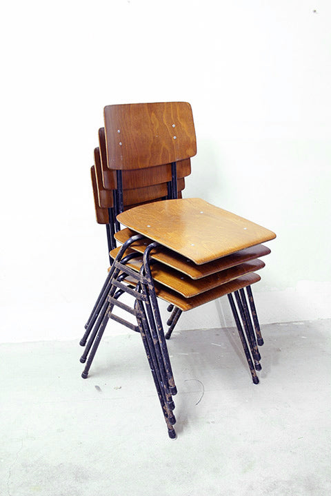 Vintage schoolstoelen