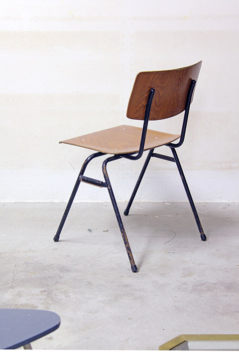 Vintage schoolstoelen