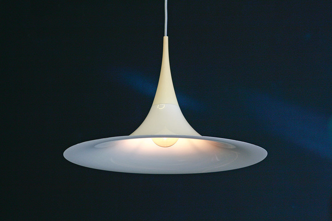 Vintage witte heksenhoed lamp 70s