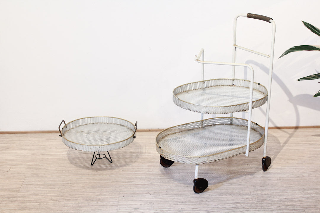 Vintage witte metalen serveerwagen met gouden / messing biezen