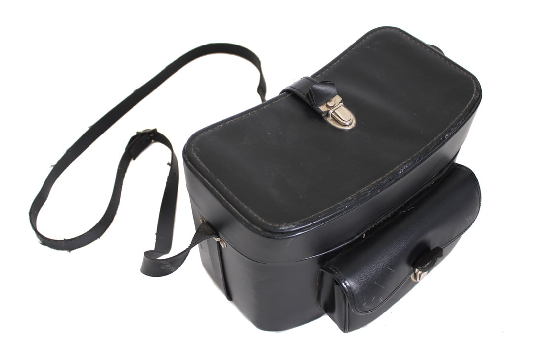 Zwarte vintage cameratas met voorvak
