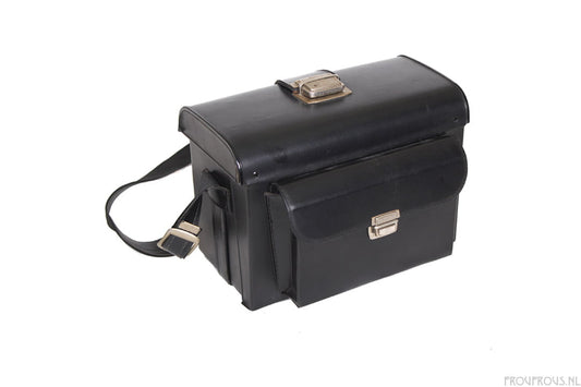 Zwarte vintage cameratas met voorvak
