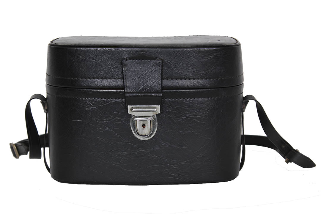Zwarte vintage camerakoffer met gele voering